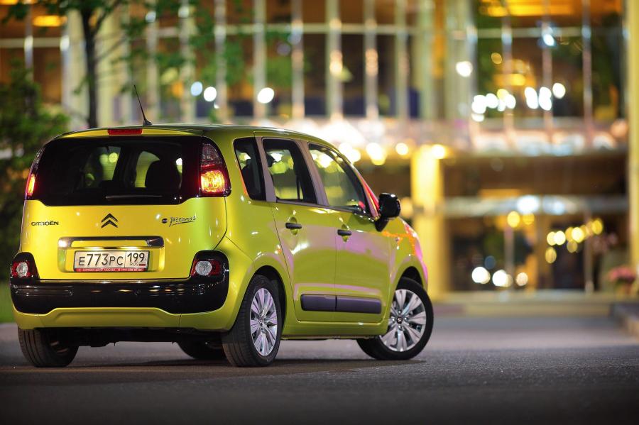  Citroen C3 Picasso 2009 года  (фото 129 из 242)